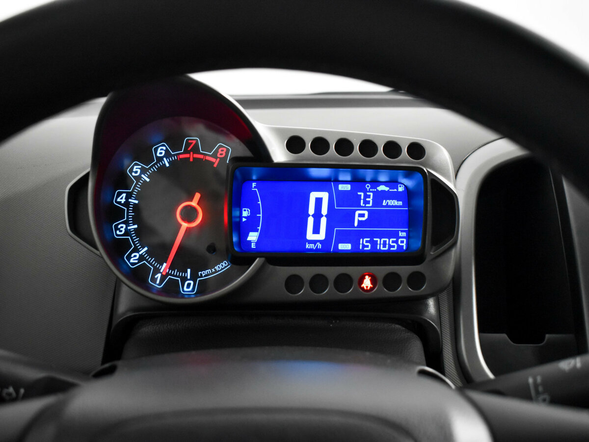 Купить Chevrolet Aveo с пробегом. Фото: #16