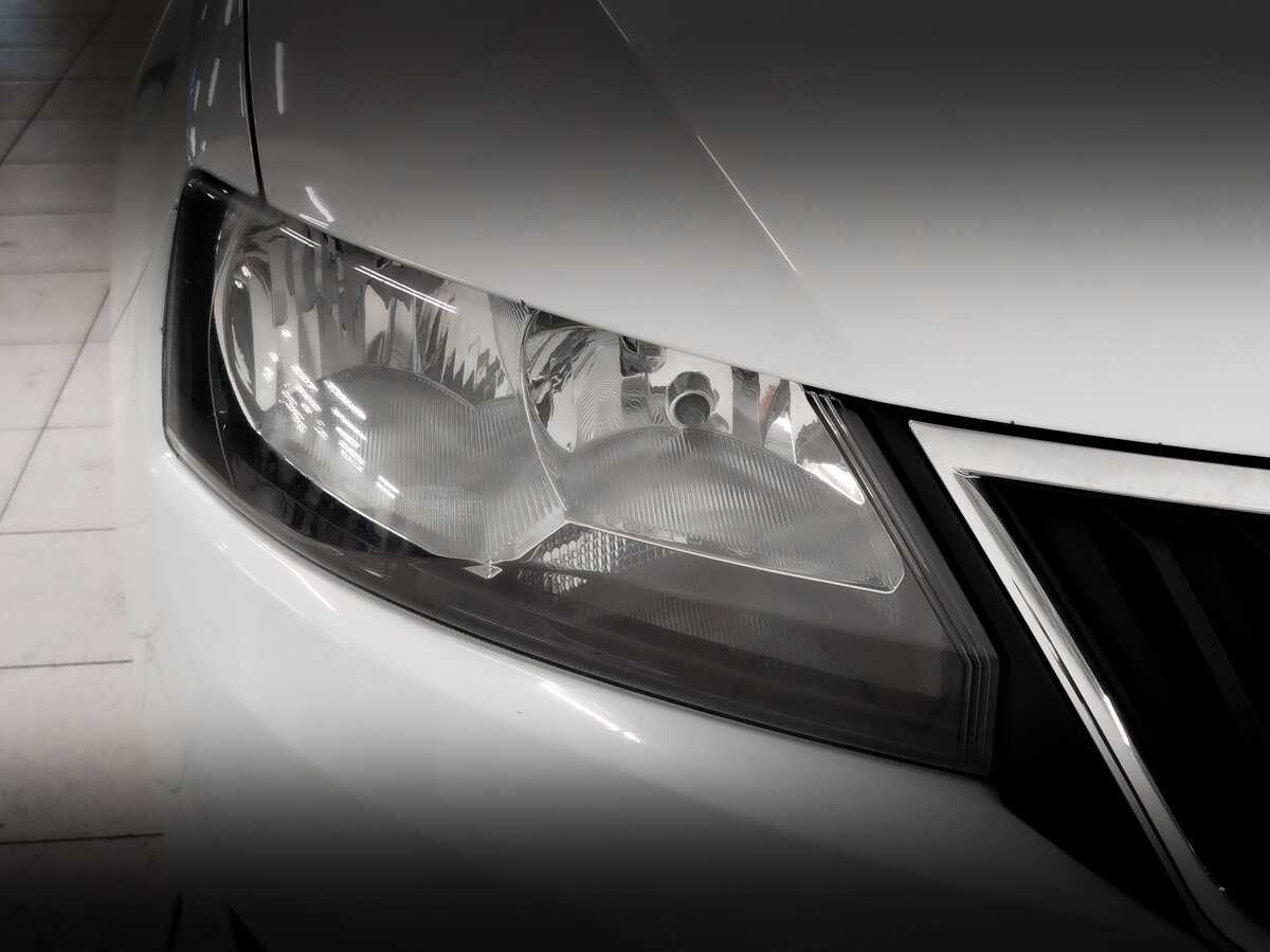 Купить Skoda Rapid с пробегом. Фото: #15