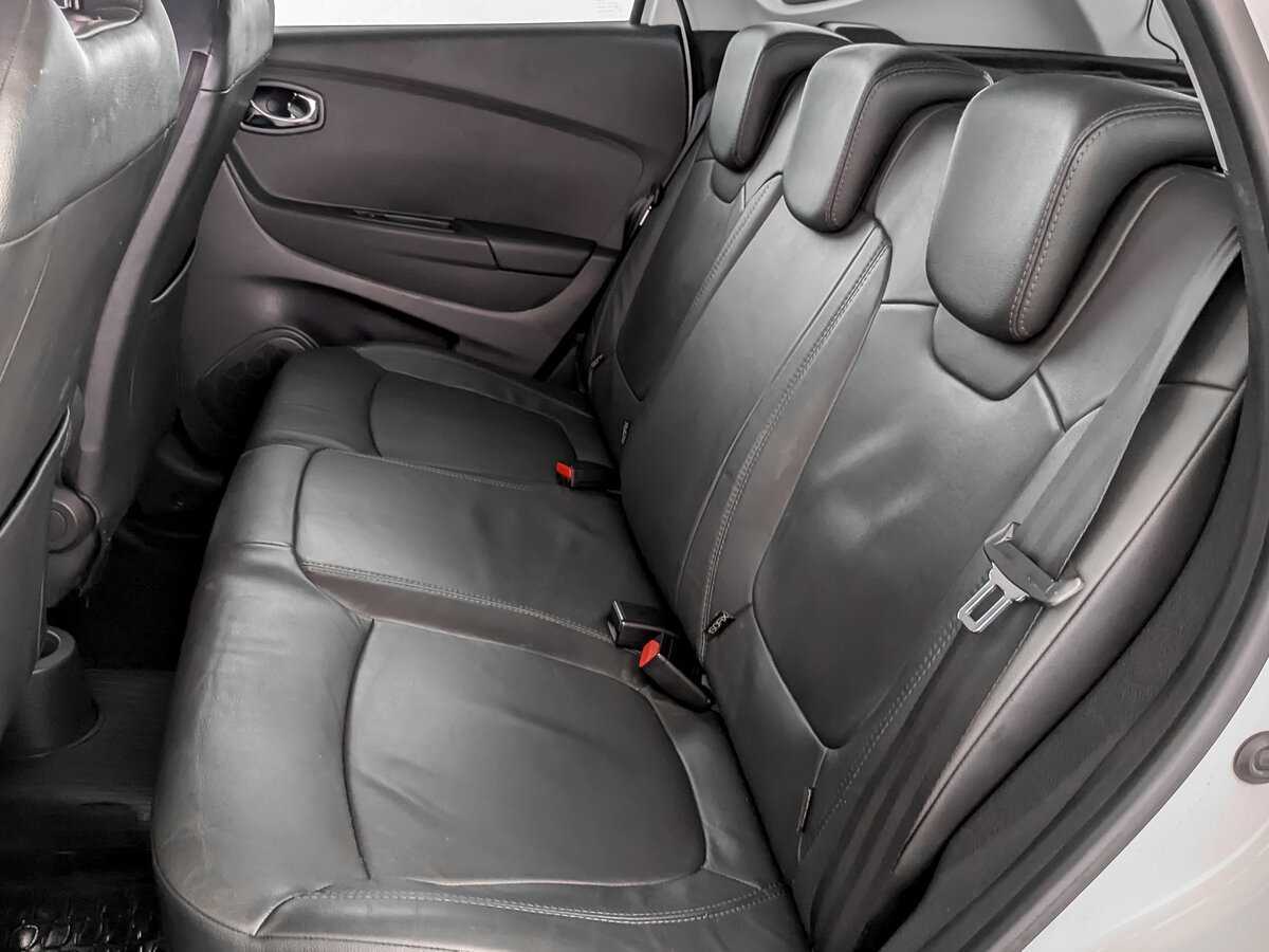 Купить Renault Kaptur с пробегом. Фото: #9