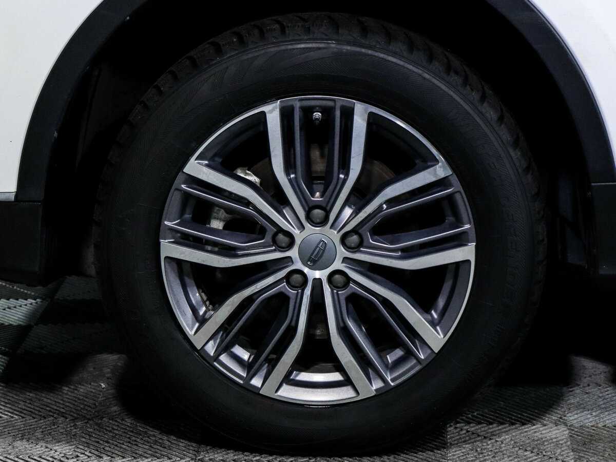 Купить Geely Atlas Pro с пробегом. Фото: #14