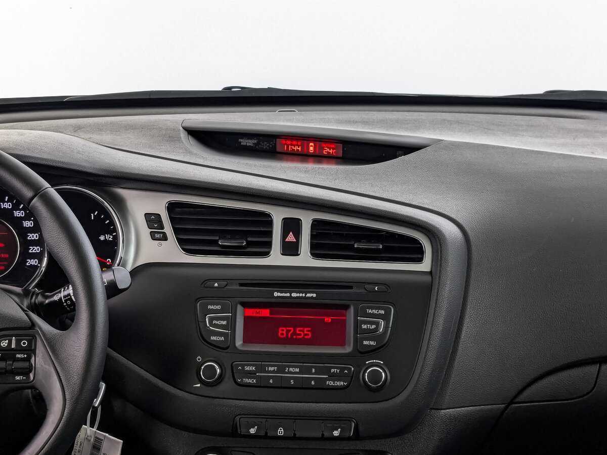 Купить Kia Ceed с пробегом. Фото: #12