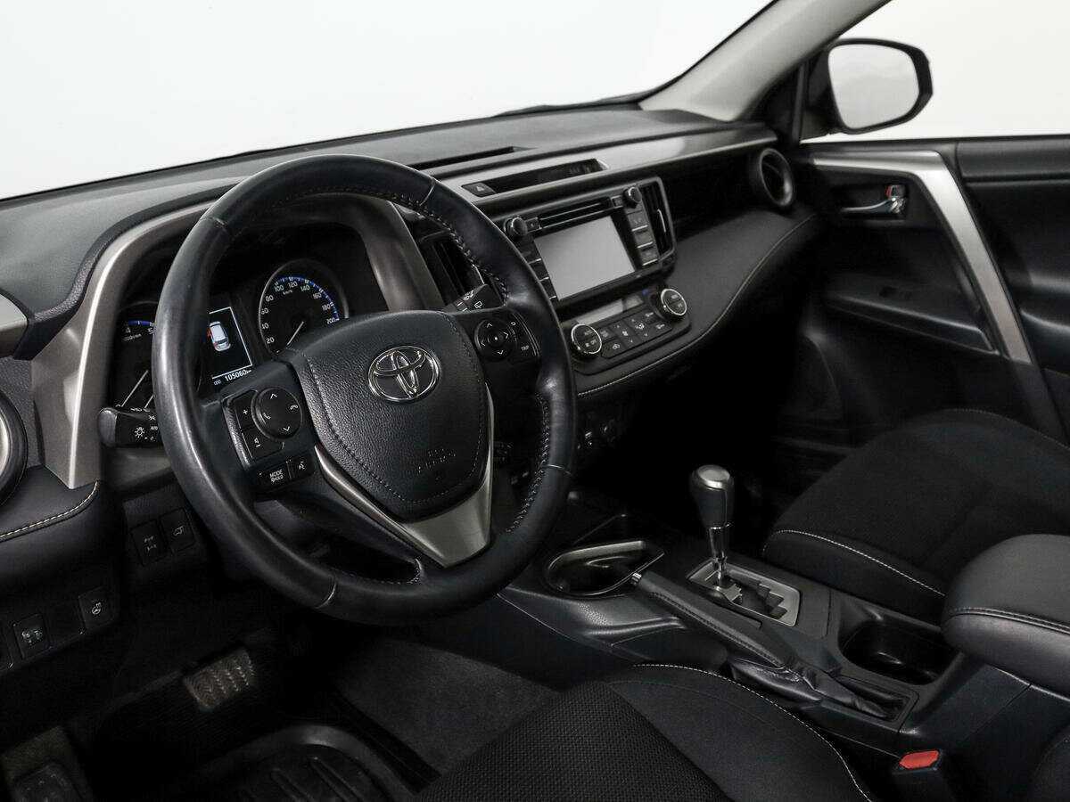 Купить Toyota RAV4 с пробегом. Фото: #6