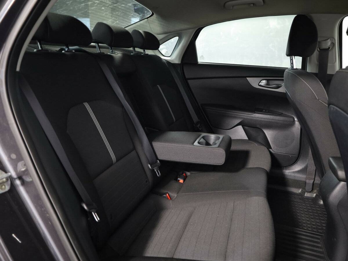 Купить Kia Cerato с пробегом. Фото: #8