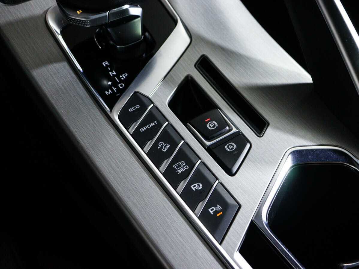 Купить Geely Coolray с пробегом. Фото: #17