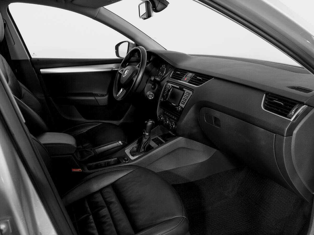 Купить Skoda Octavia с пробегом. Фото: #8