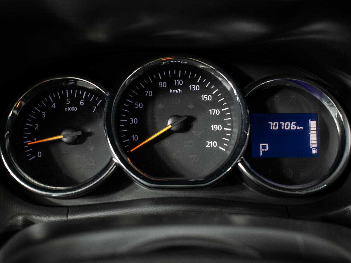 Купить Renault Duster с пробегом. Фото: #11