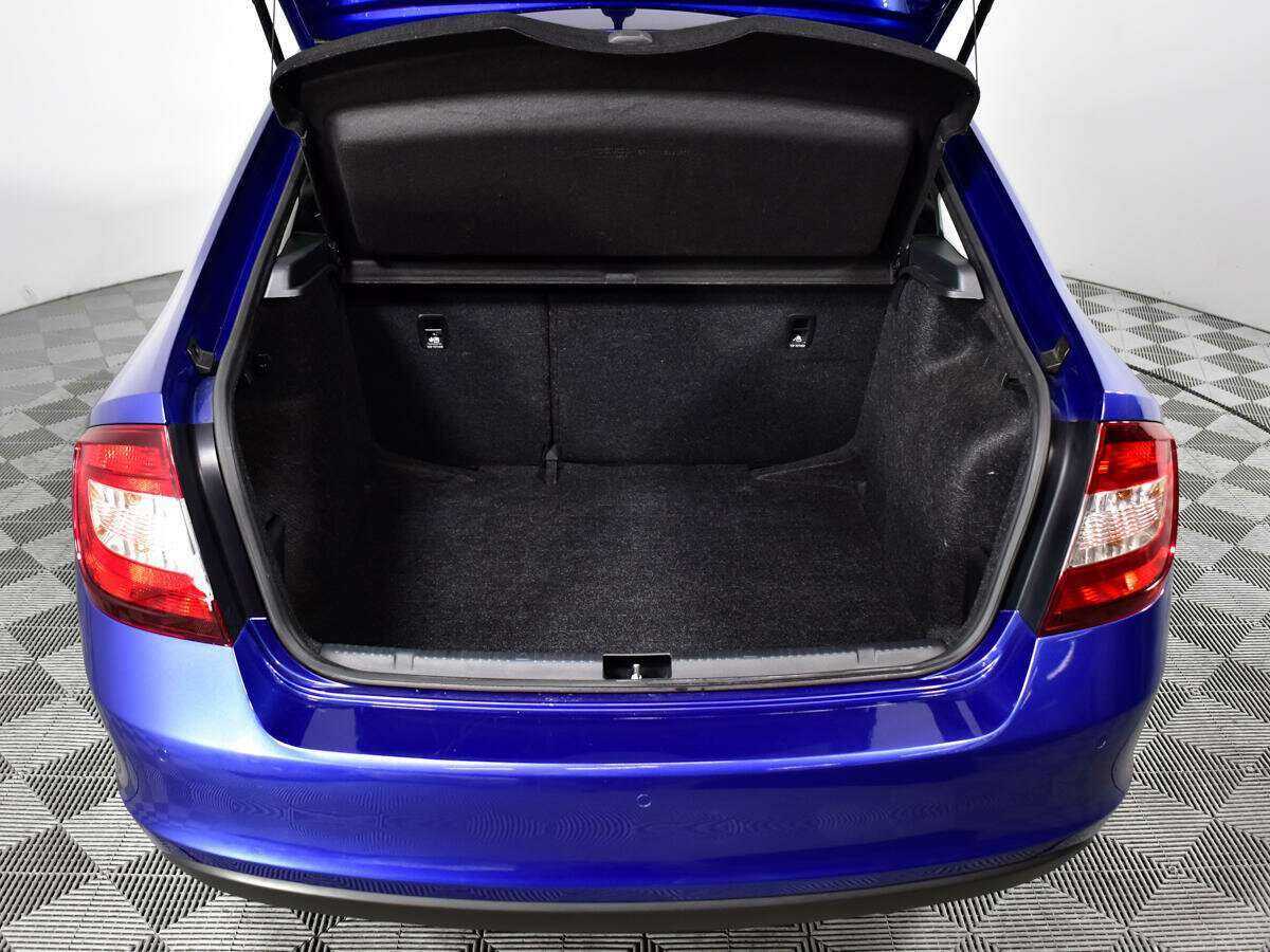 Купить Skoda Rapid с пробегом. Фото: #13