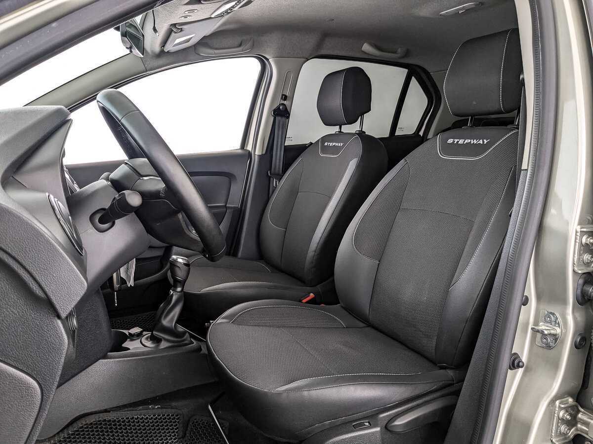 Купить Renault Logan с пробегом. Фото: #15