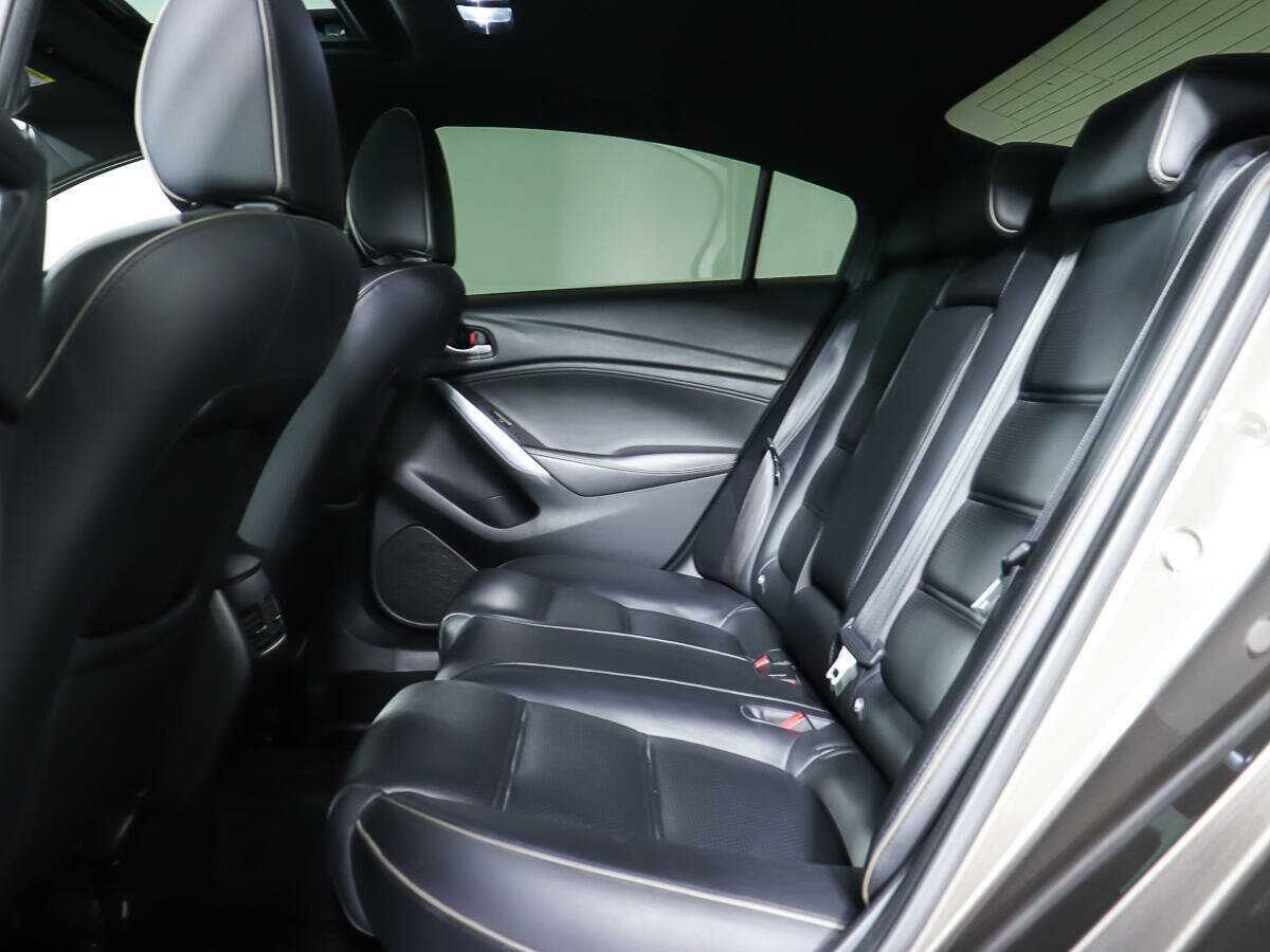 Купить Mazda 6 с пробегом. Фото: #11