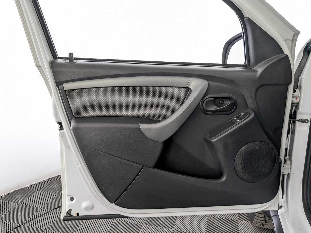 Купить Renault Duster с пробегом. Фото: #18