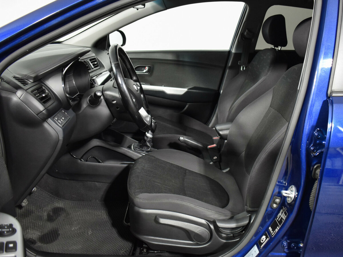 Купить Kia Rio с пробегом. Фото: #9
