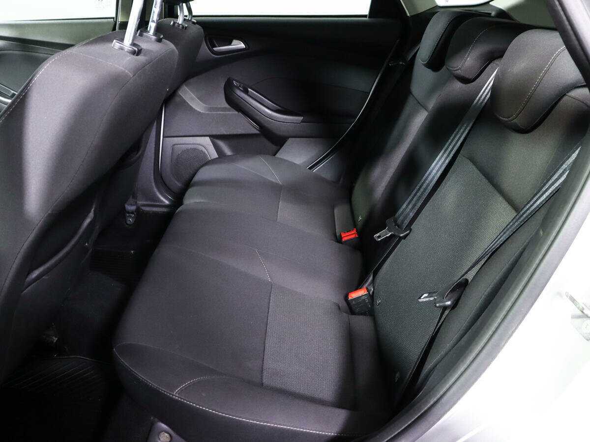 Купить Ford Focus с пробегом. Фото: #7
