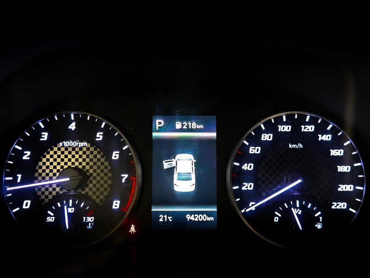 Купить Hyundai Solaris с пробегом. Фото: #12