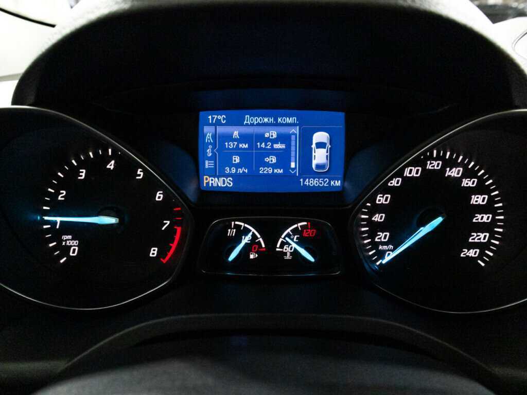 Купить Ford Kuga с пробегом. Фото: #11