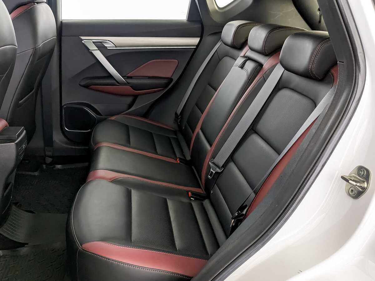 Купить Geely Coolray с пробегом. Фото: #9