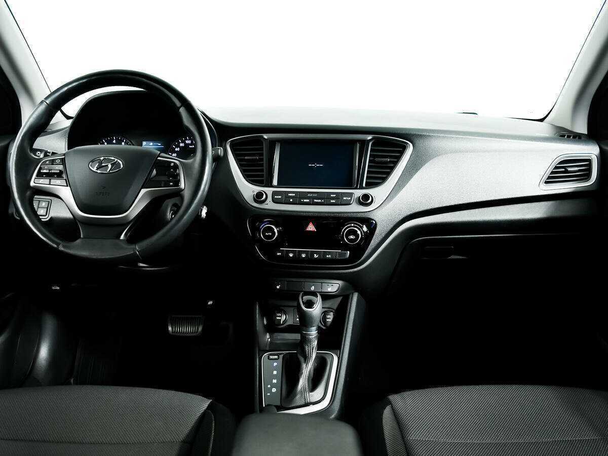 Купить Hyundai Solaris с пробегом. Фото: #10