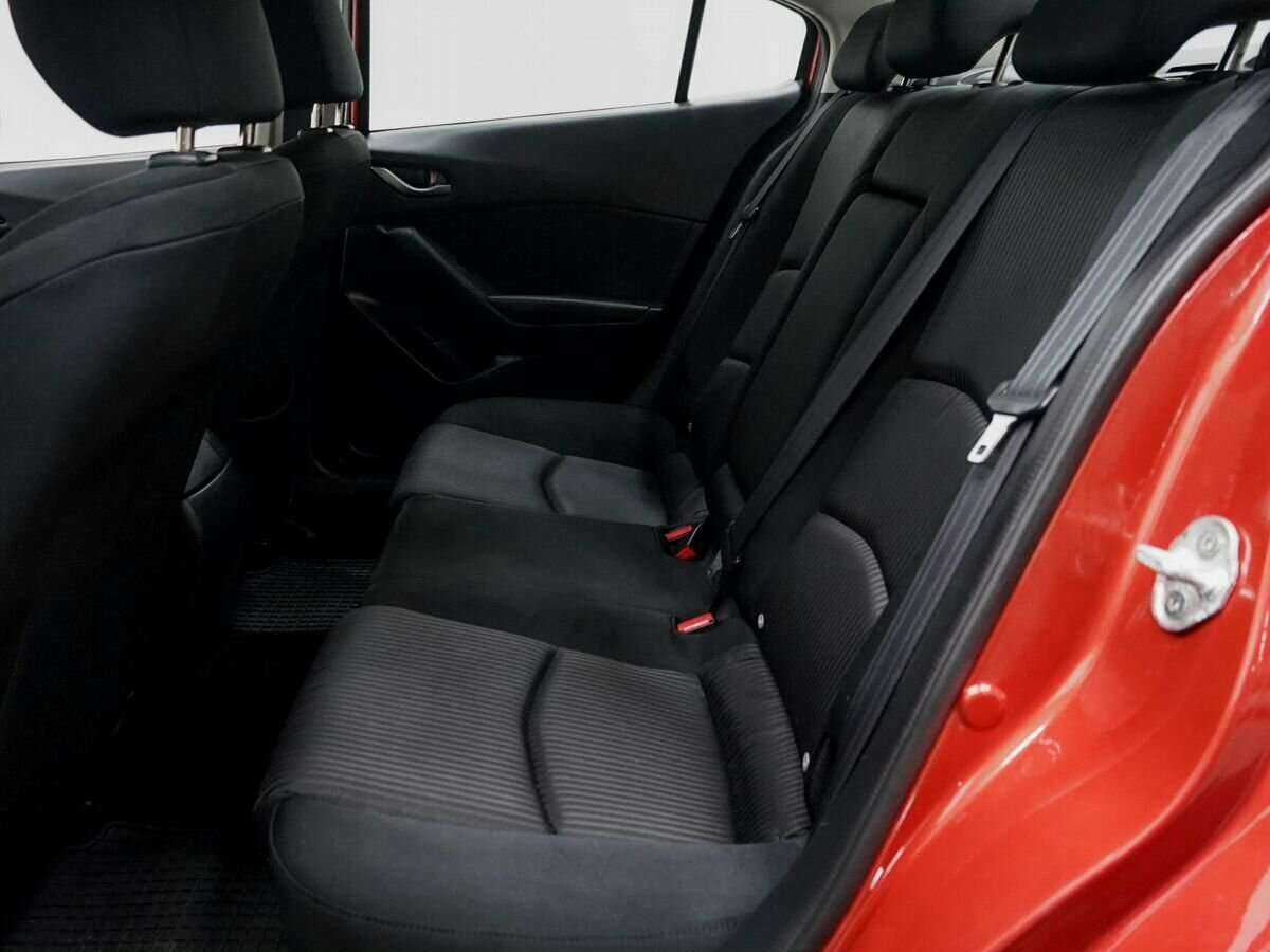 Купить Mazda 3 с пробегом. Фото: #9