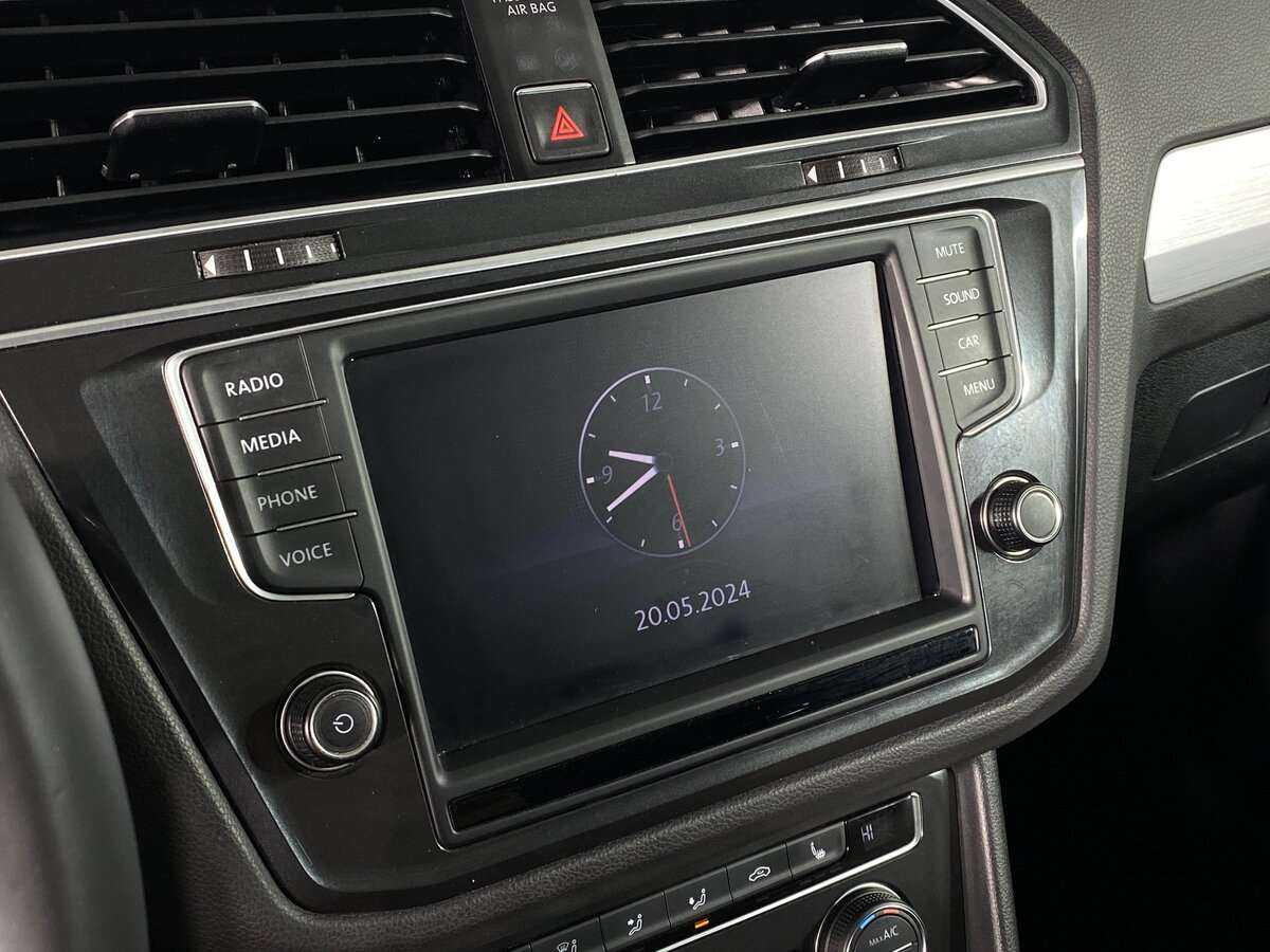 Купить Volkswagen Tiguan с пробегом. Фото: #13