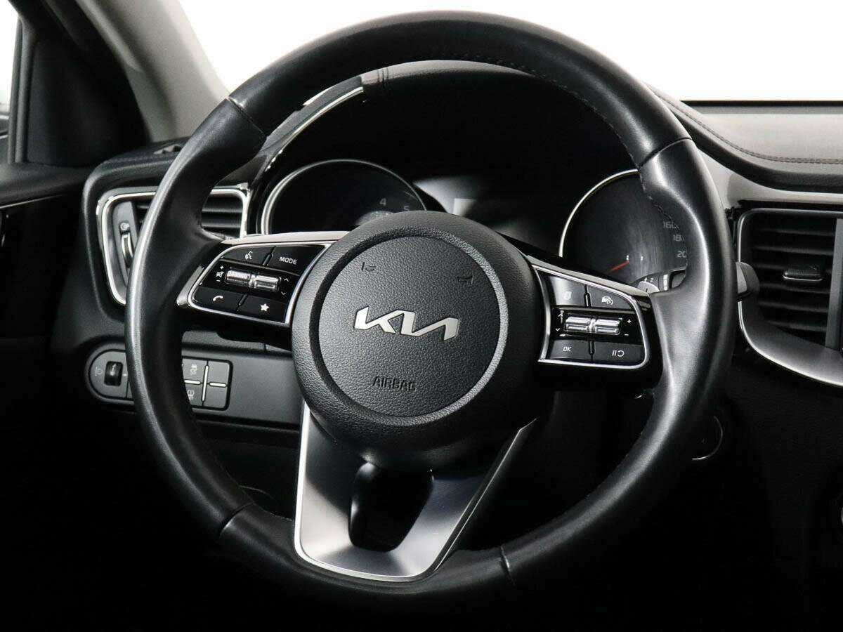 Купить Kia Ceed с пробегом. Фото: #11