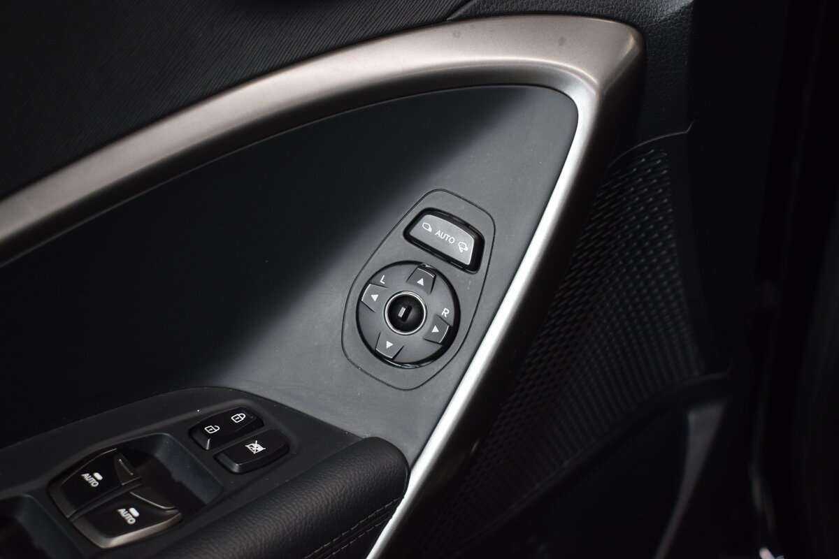 Купить Hyundai Santa Fe с пробегом. Фото: #15