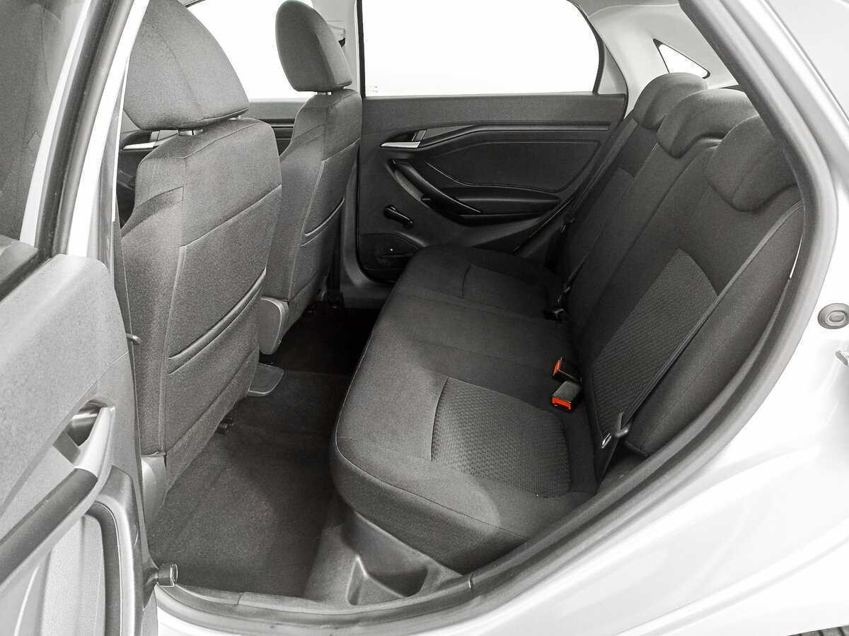 Купить Lada (ВАЗ) Vesta с пробегом. Фото: #9