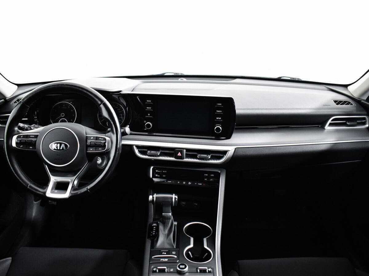 Купить Kia K5 с пробегом. Фото: #11
