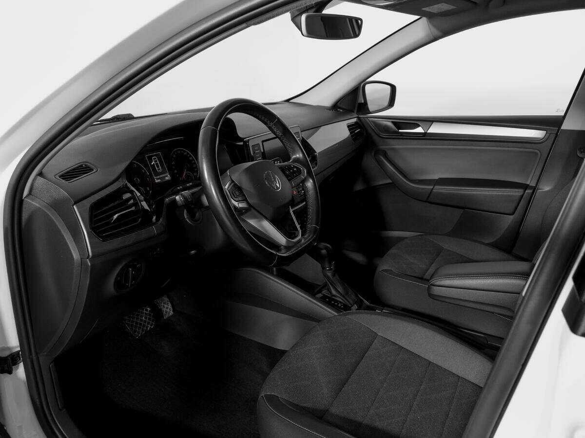 Купить Volkswagen Polo с пробегом. Фото: #15