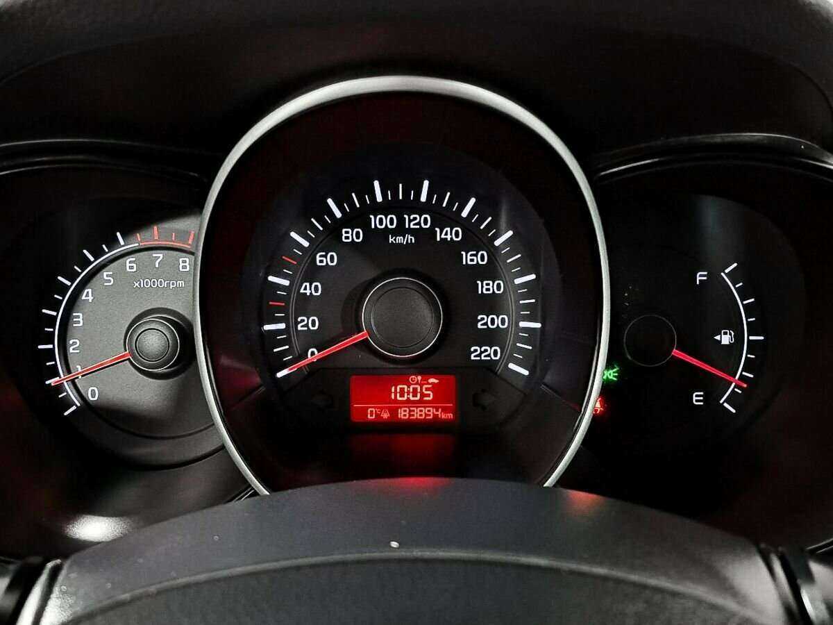 Купить Kia Rio с пробегом. Фото: #10