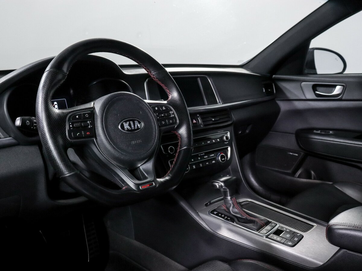 Купить Kia Optima с пробегом. Фото: #10