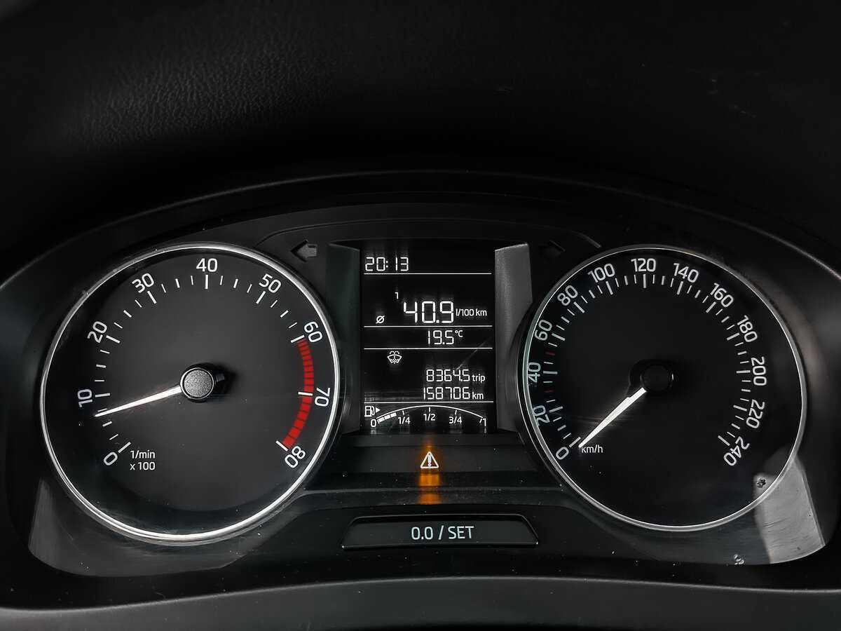 Купить Skoda Rapid с пробегом. Фото: #15