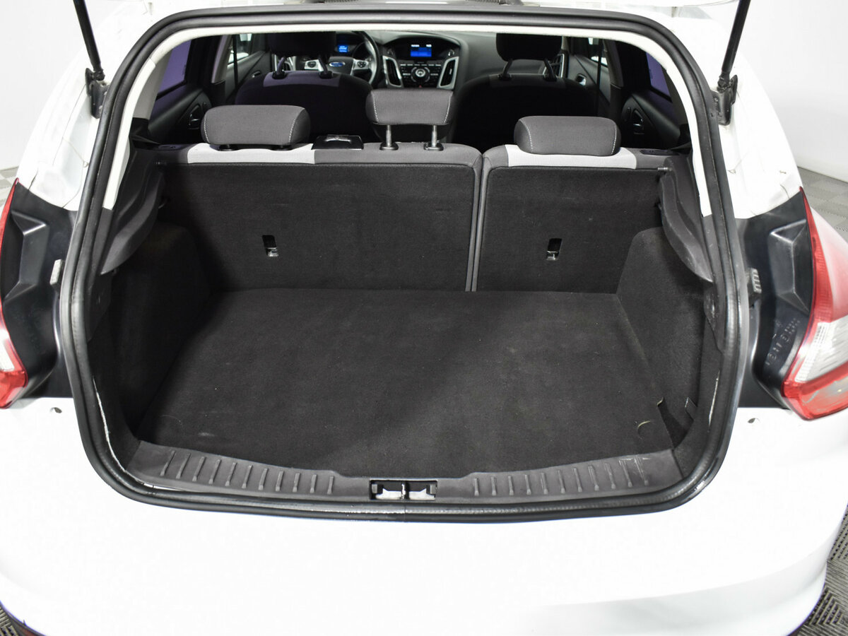 Купить Ford Focus с пробегом. Фото: #17
