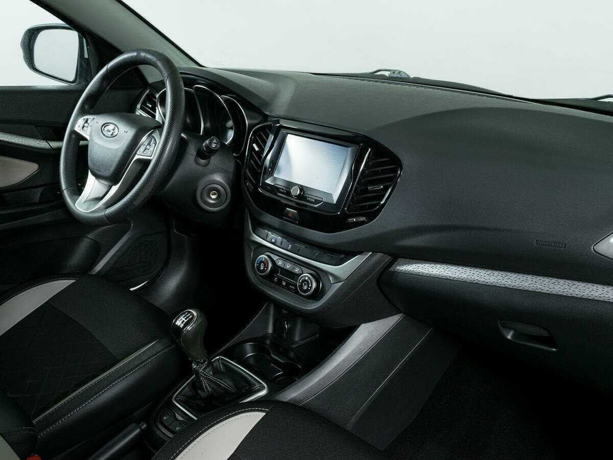 Купить Lada (ВАЗ) Vesta с пробегом. Фото: #7