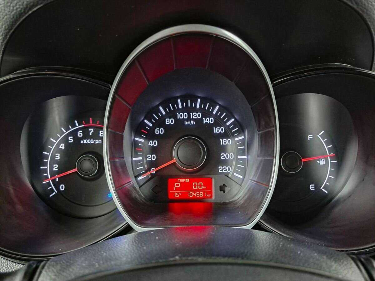 Купить Kia Rio с пробегом. Фото: #8