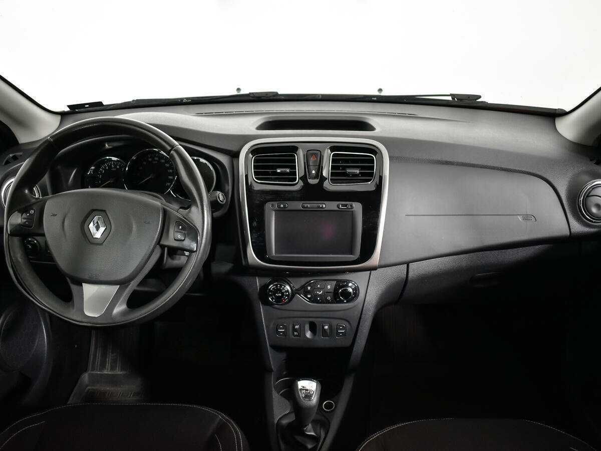 Купить Renault Sandero с пробегом. Фото: #11