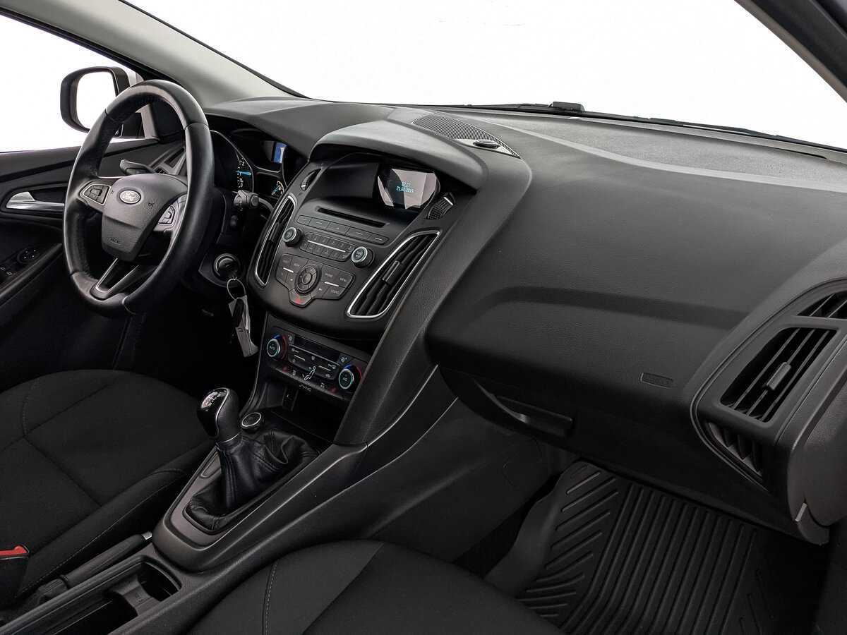 Купить Ford Focus с пробегом. Фото: #11