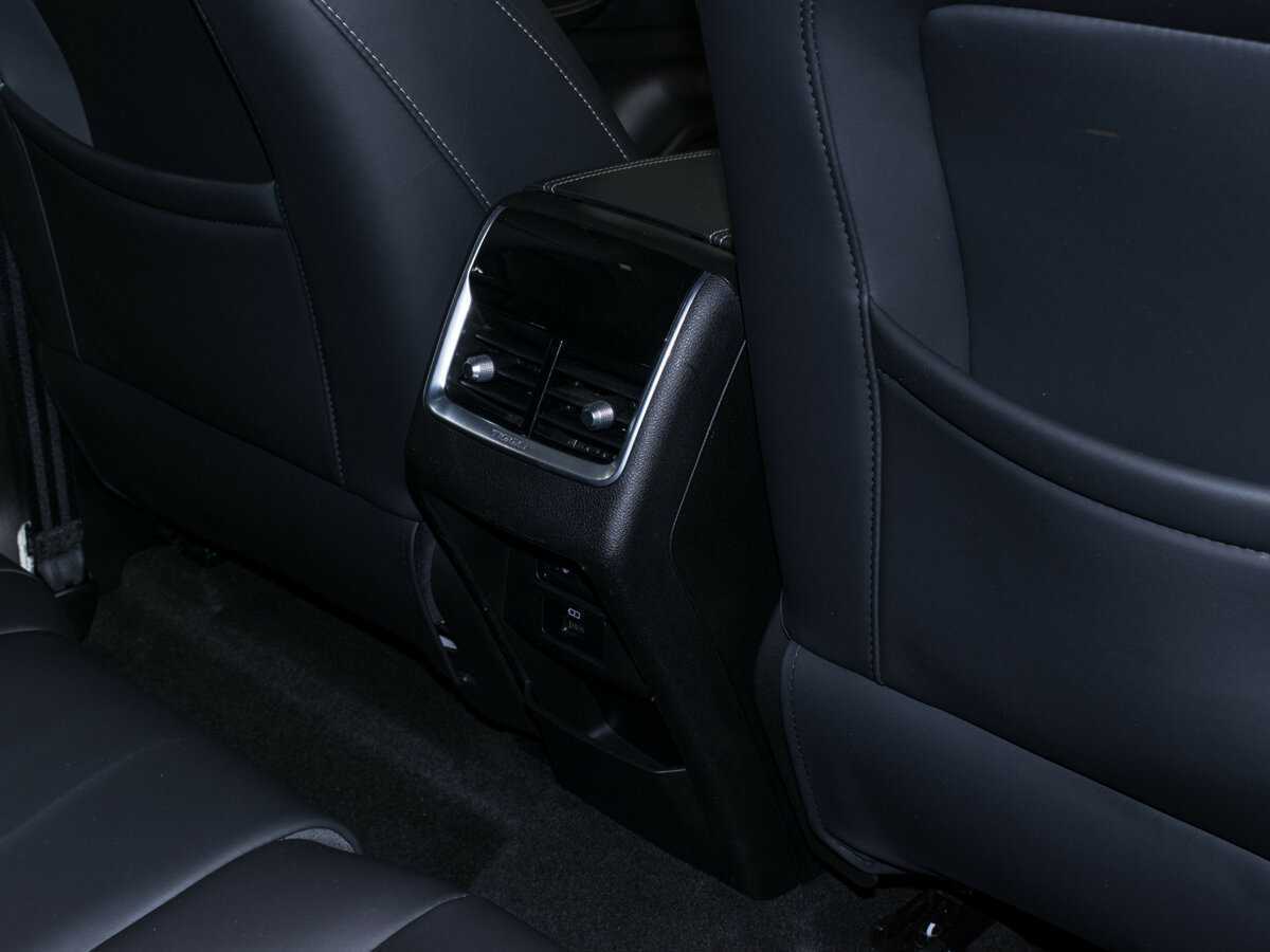 Купить Chery Tiggo 8 с пробегом. Фото: #11