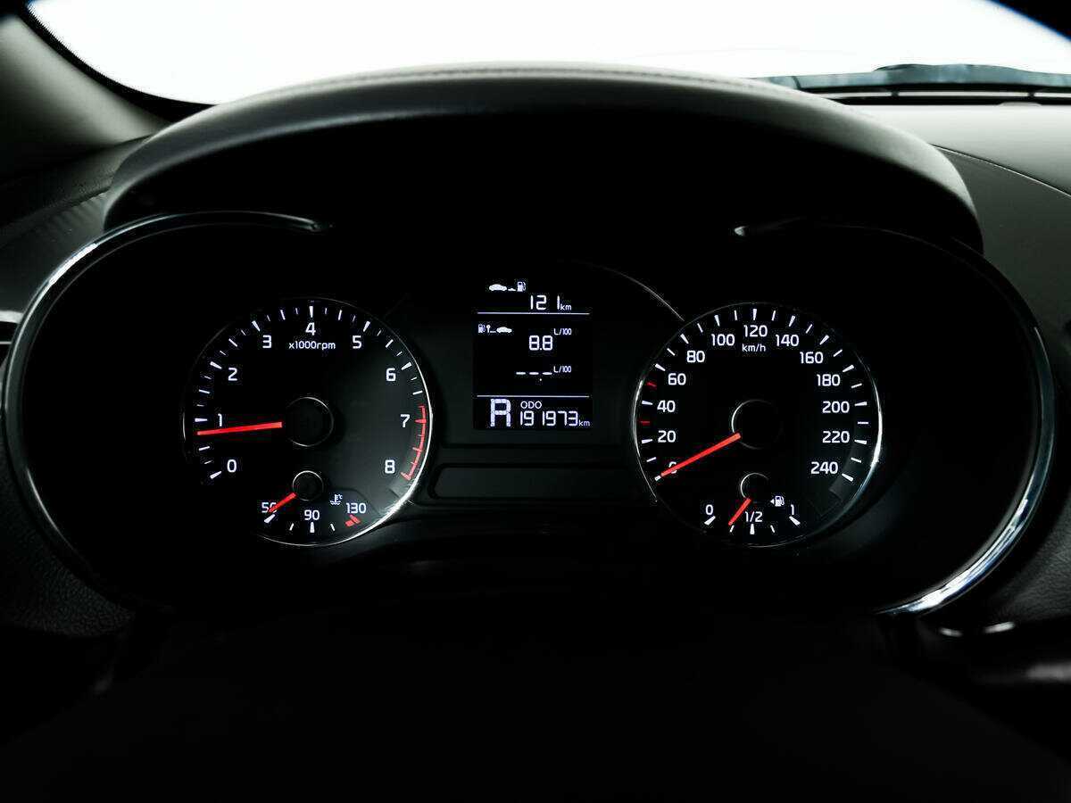 Купить Kia Cerato с пробегом. Фото: #9