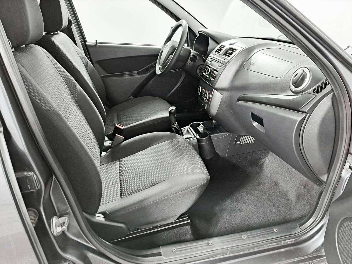 Купить Lada (ВАЗ) Kalina с пробегом. Фото: #8