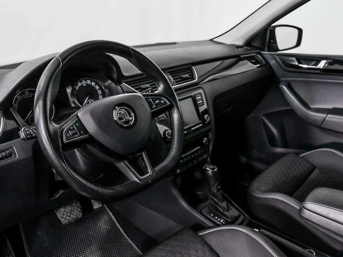 Купить Skoda Rapid с пробегом. Фото: #8