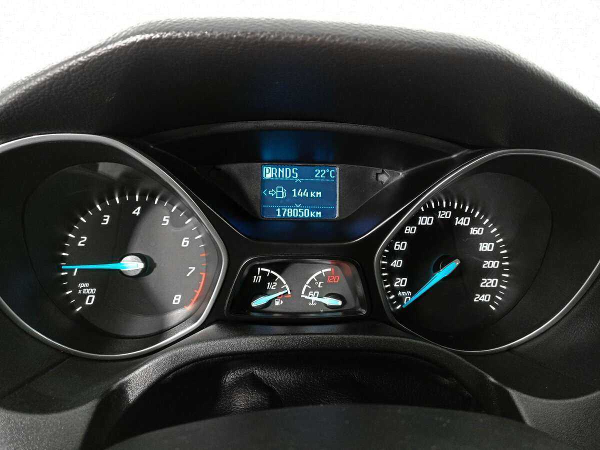 Купить Ford Focus с пробегом. Фото: #10