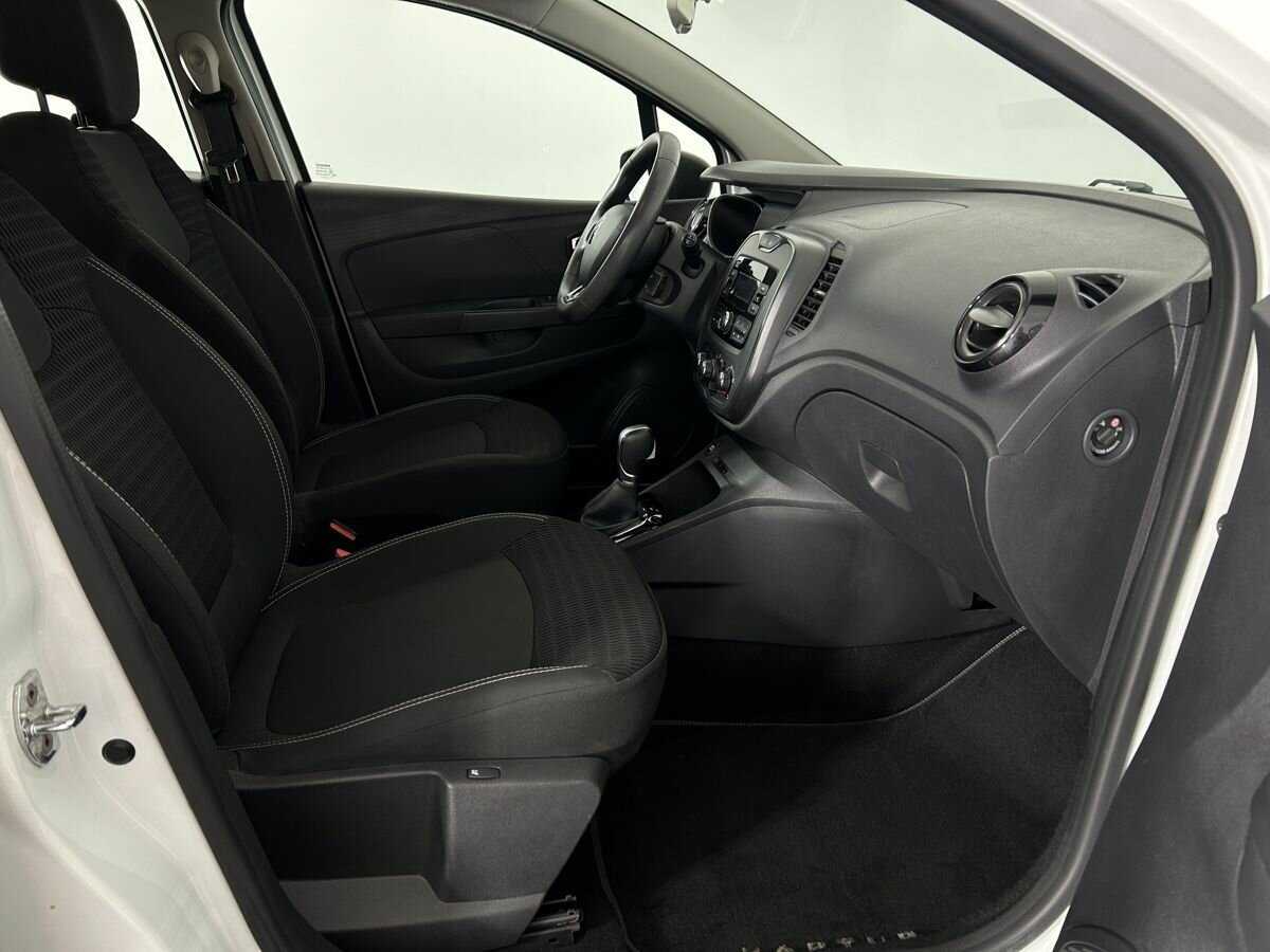 Купить Renault Kaptur с пробегом. Фото: #13