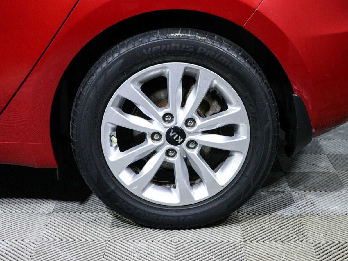 Купить Kia Ceed с пробегом. Фото: #14
