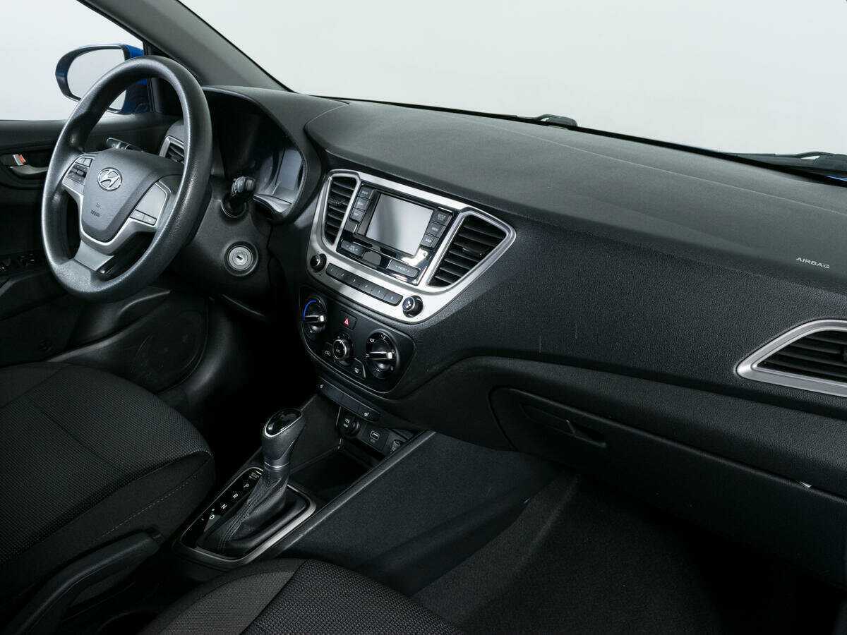 Купить Hyundai Solaris с пробегом. Фото: #6