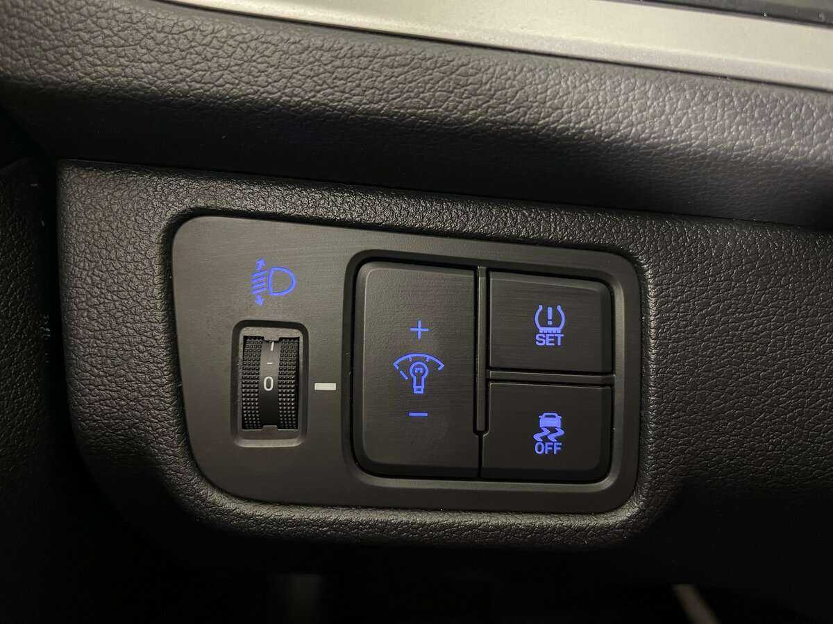 Купить Hyundai Solaris с пробегом. Фото: #19