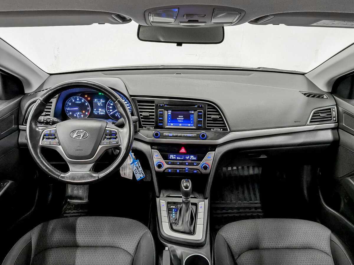 Купить Hyundai Elantra с пробегом. Фото: #13