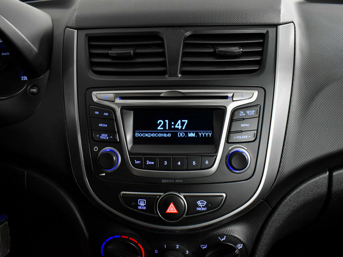 Купить Hyundai Solaris с пробегом. Фото: #13