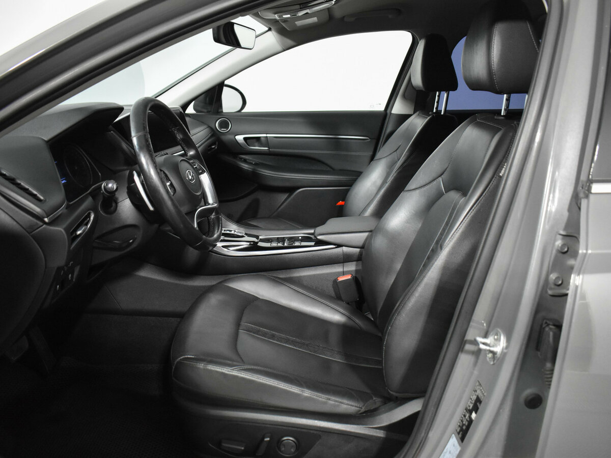 Купить Hyundai Sonata с пробегом. Фото: #5