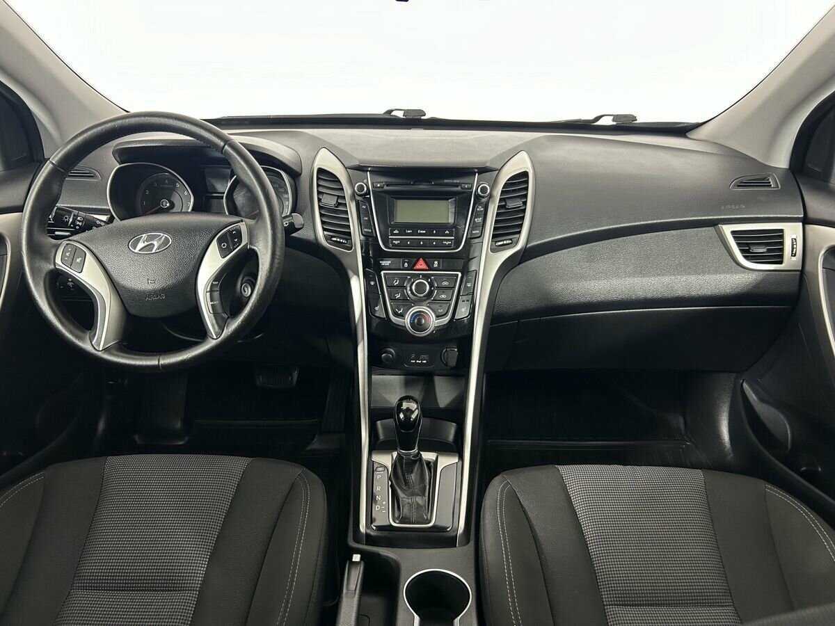 Купить Hyundai i30 с пробегом. Фото: #6