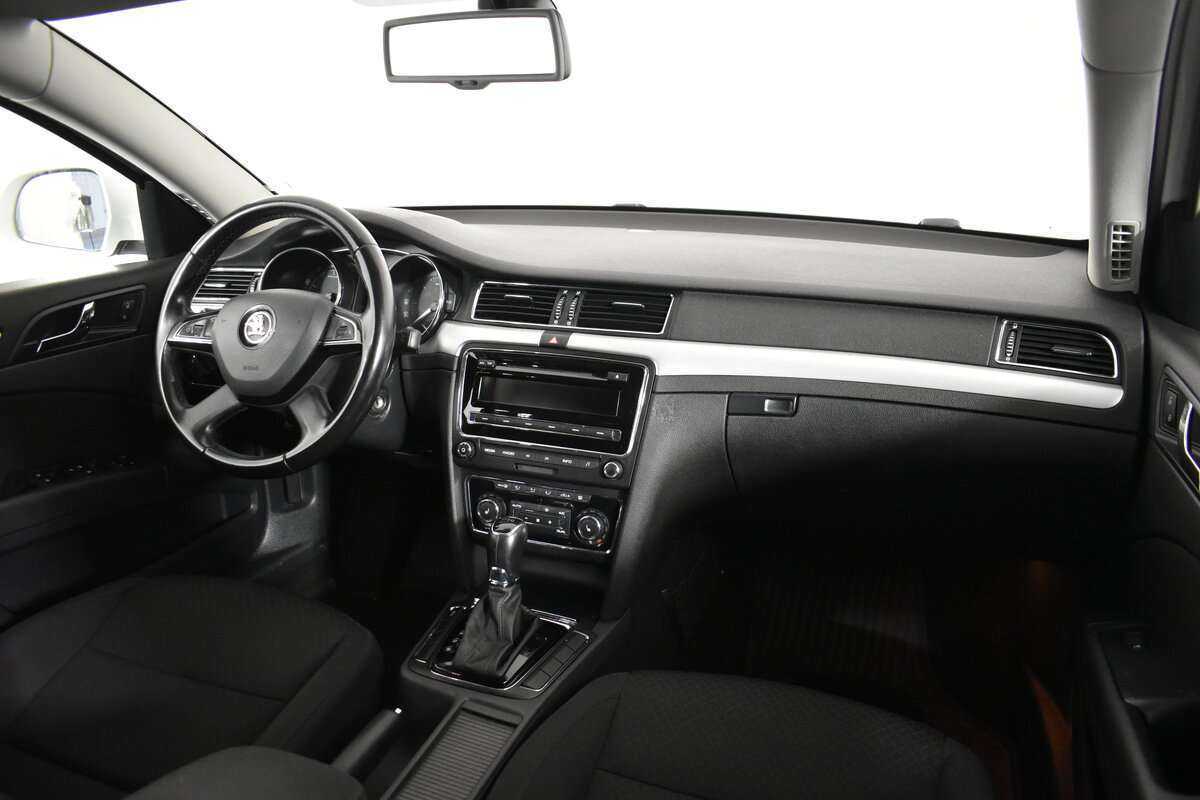 Купить Skoda Superb с пробегом. Фото: #7