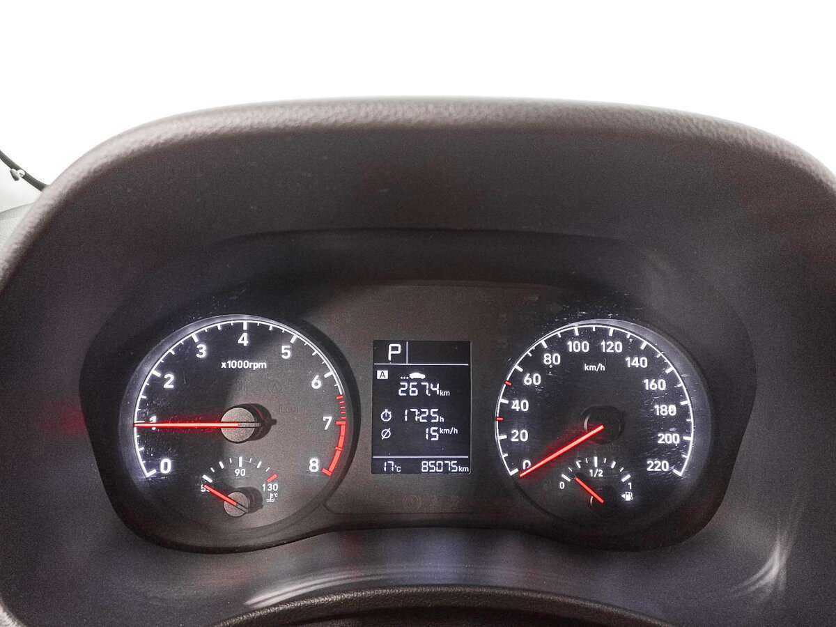 Купить Hyundai Solaris с пробегом. Фото: #12